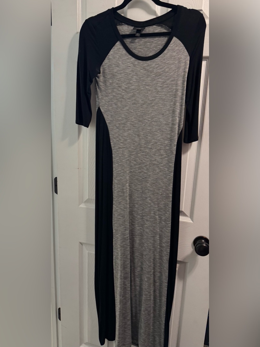Women’s Grey & Black Maxi Dress